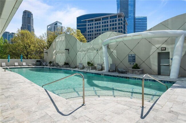 Building Photo - 3338 Peachtree Rd NE