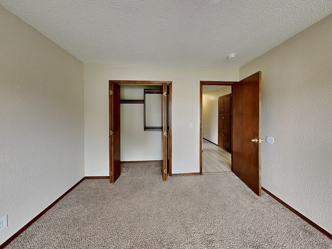 Building Photo - 2200 Sandy Creek Trail