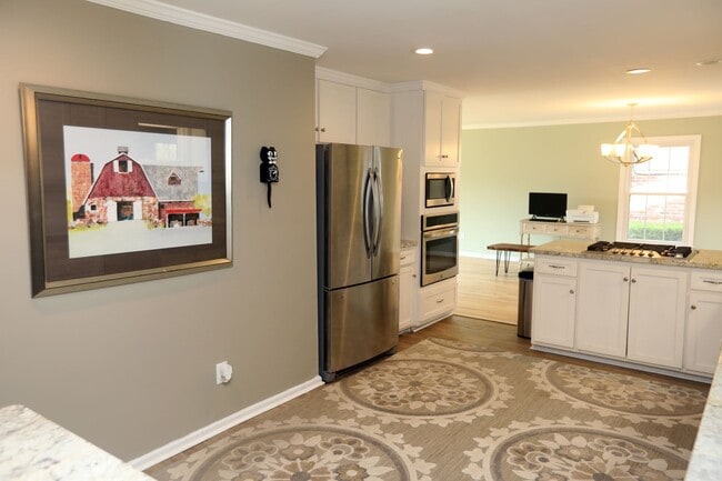 Building Photo - 3710 Winkfield Pl