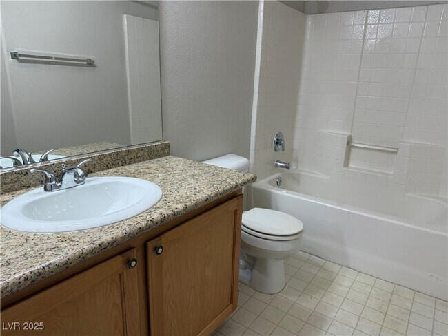 Building Photo - 4555 E Sahara Ave