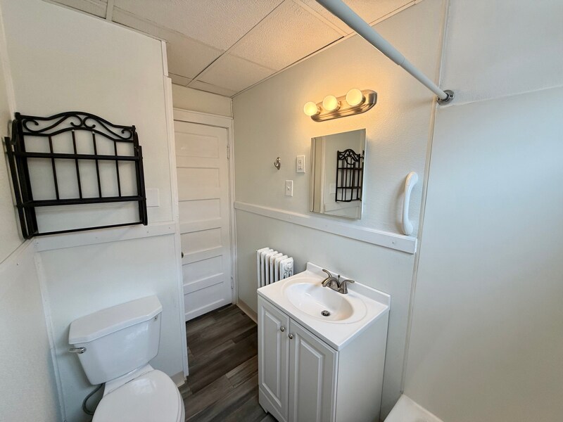 Building Photo - 736 N Pearl St