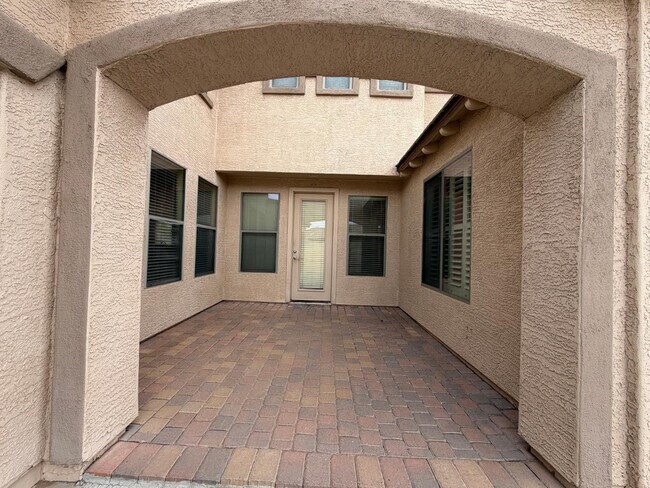 Building Photo - 3436 E Casa Mader Dr
