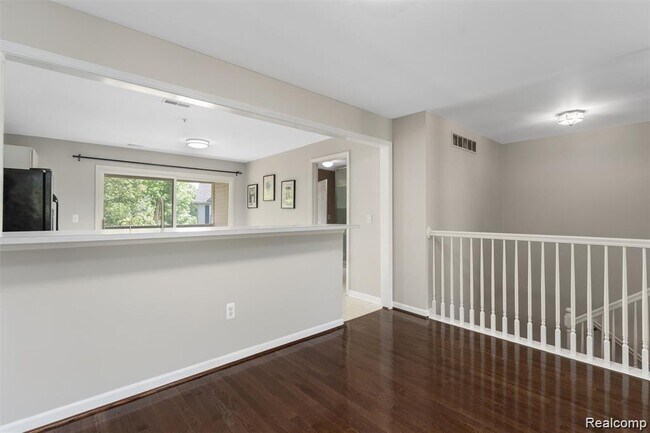 Building Photo - 28126 Carlton Way Dr