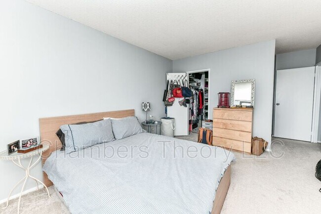 Building Photo - 5500 Holmes Run Pkwy