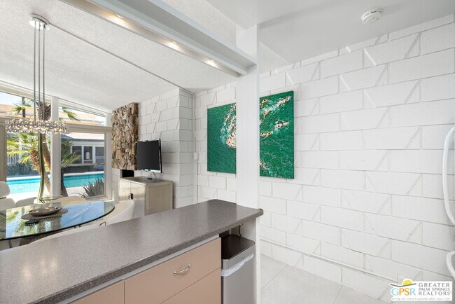Building Photo - 1655 Andee Dr