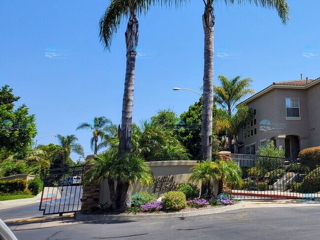 Primary Photo - End unit 4 Bedroom House Available Now in ...