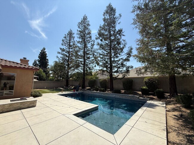 Building Photo - 4309 Scribner Way
