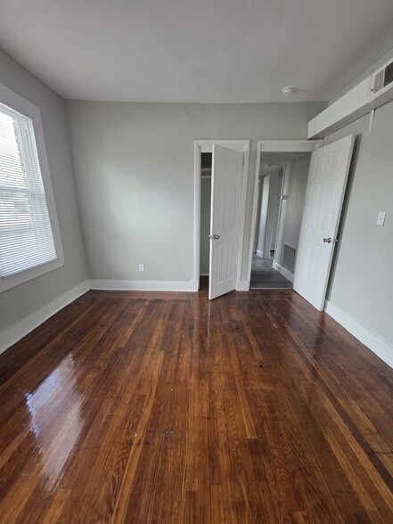 Building Photo - 357 Whalley Ave