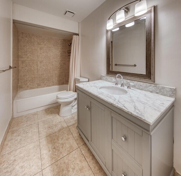 Building Photo - 809 N Federal Hwy