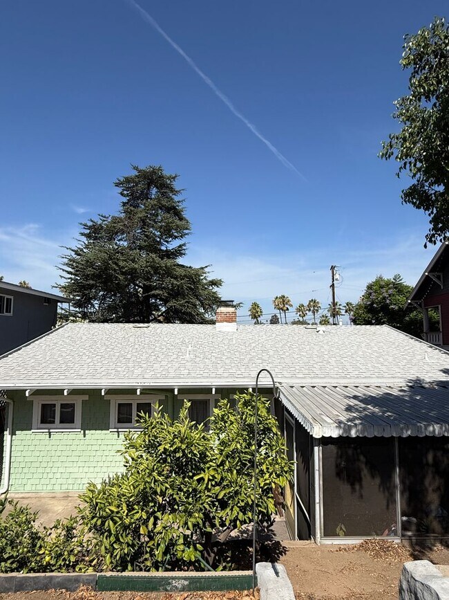 Building Photo - 8459 Lemon Ave