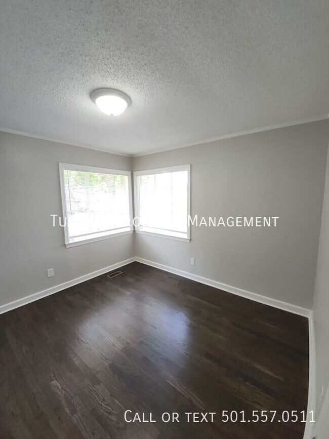 Building Photo - 1303 Overview Dr