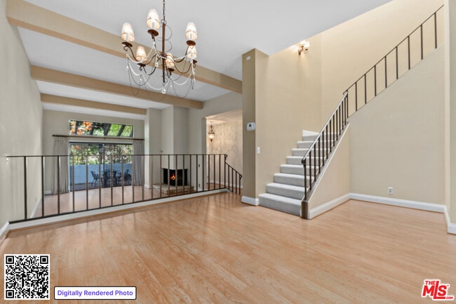 Building Photo - 1561 Palisades Dr