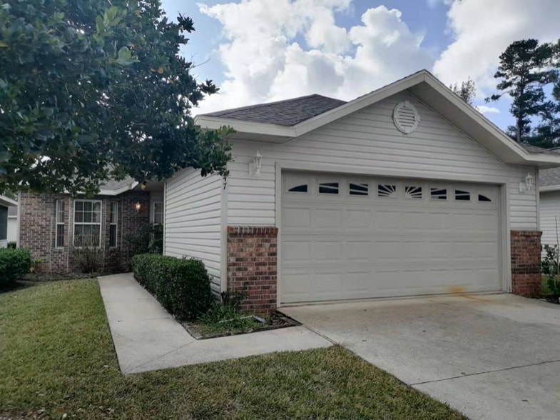 Building Photo - 4847 NW 78th Rd