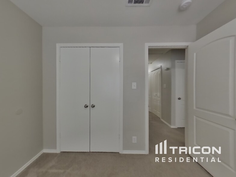 Building Photo - 4024 Nettle Brook
