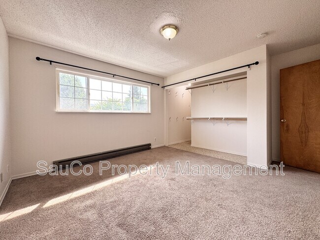 Building Photo - 536 SW Nebraska St