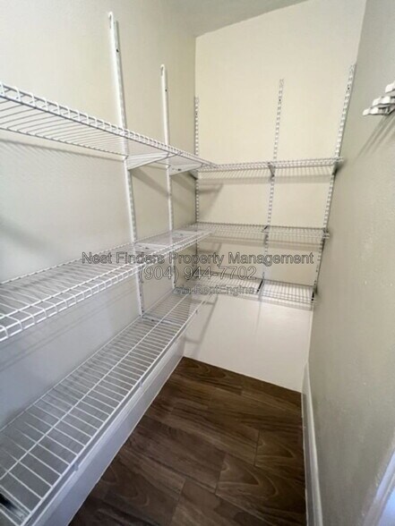 Building Photo - 3562 Hedrick St