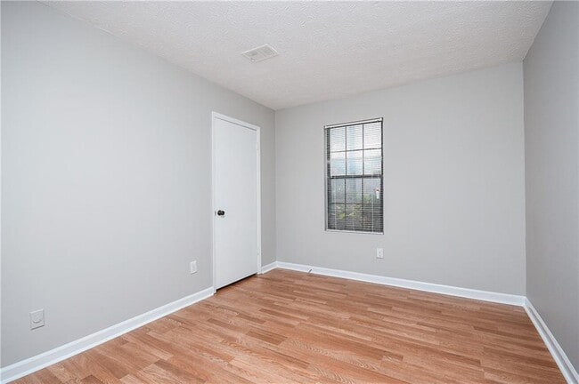Building Photo - 4703 Hairston Crossing Pl