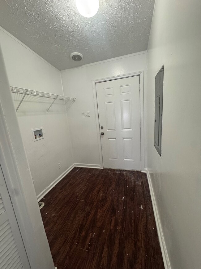 Building Photo - 11919 Greenspark Ln