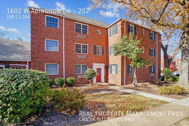 Building Photo - 1602 W Abingdon Dr