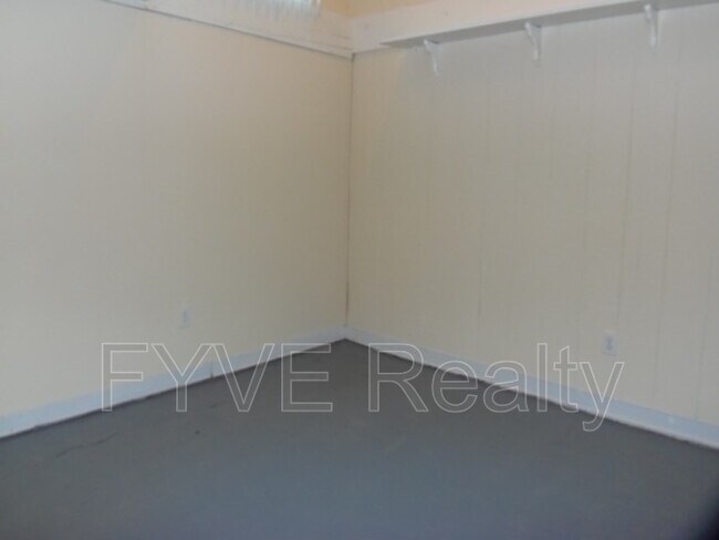 Building Photo - 751 Worthington Forest Pl