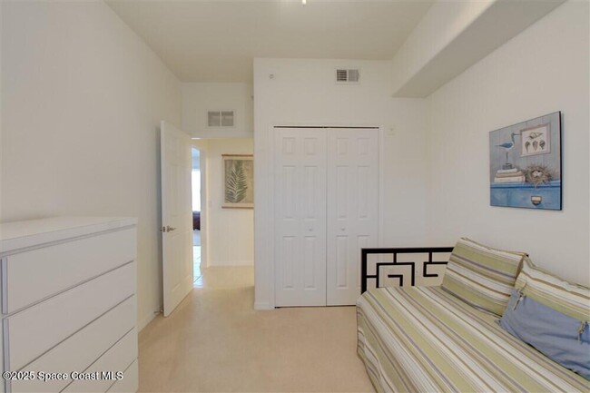 Building Photo - 6858 Toland Dr