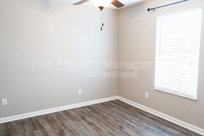 Building Photo - 8013 Keybridge Way