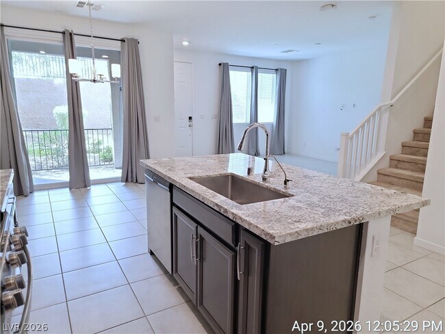 Building Photo - 965 Nevada State Dr