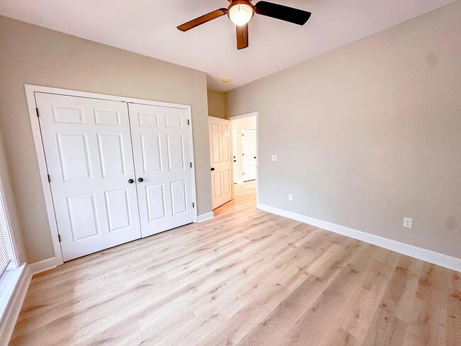 Building Photo - 232 Sylvan Rd