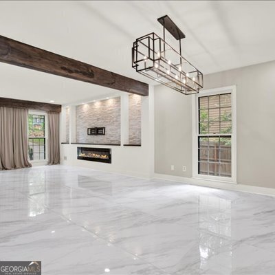 Building Photo - 3270 Brookview Dr