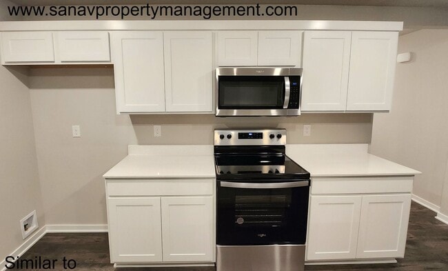 Building Photo - Single Family Ranch Home in West Des Moine...