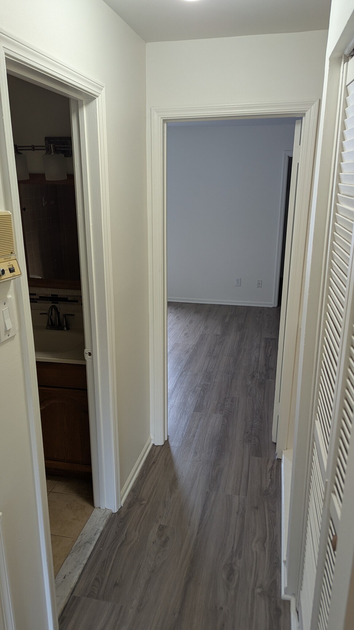 Upstairs Hallway - 1718 Redwood Ct