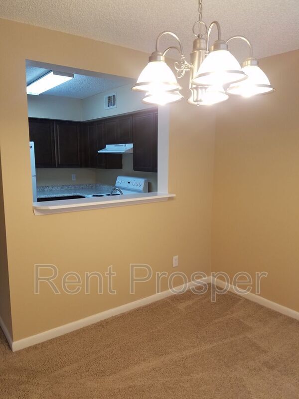 Building Photo - 3729 S Lake Orlando Pkwy