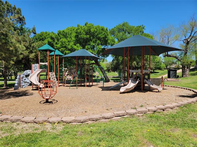 Building Photo - 2901 Country Pl Cir