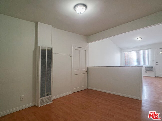 Building Photo - 3288 San Marino St