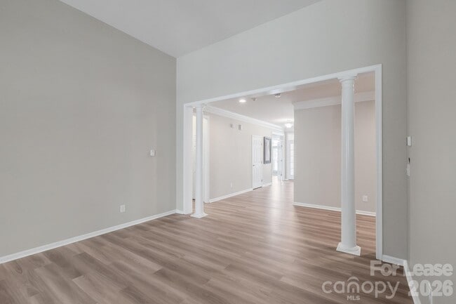 Building Photo - 3048 Arsdale Rd