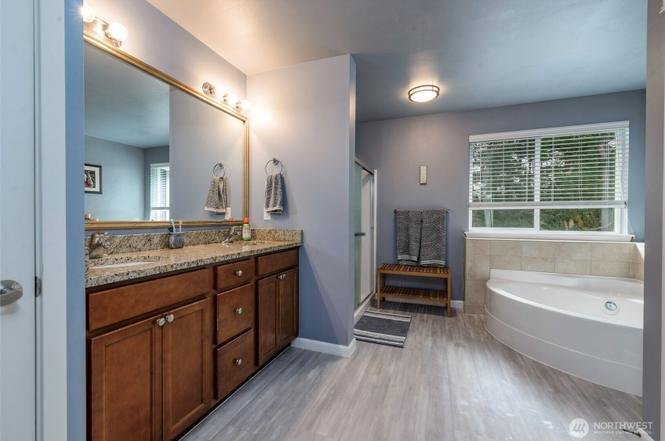 Building Photo - 1438 Farina Lp SE