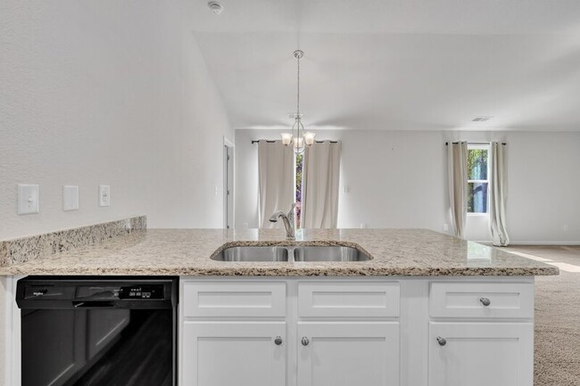 Building Photo - 79 Kinsale Ct