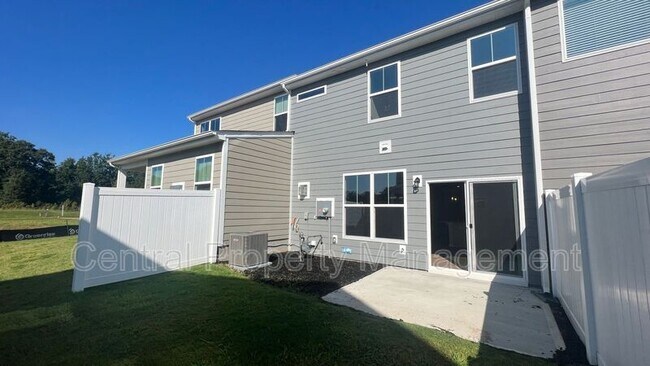 Building Photo - 505 Pennystone Ln