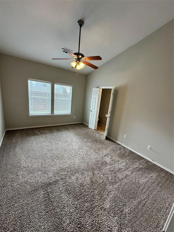 Building Photo - 5033 Caraway Dr