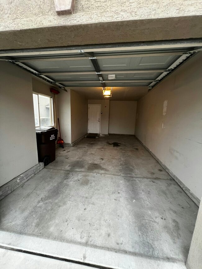 Building Photo - 12378 Stockade Ln