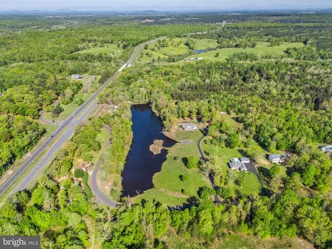 Building Photo - 2036 Spotswood Dr