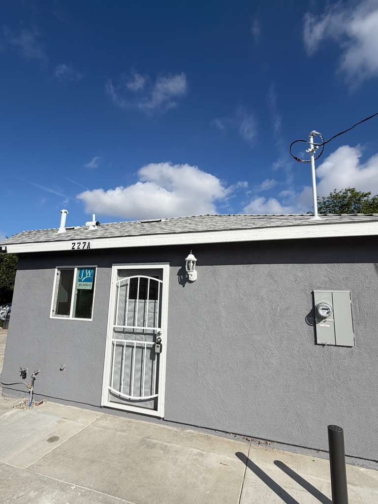 Building Photo - 227 Waldo Ave