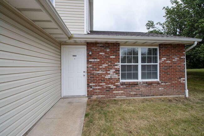Building Photo - 4901-4903 Moniteau Ct