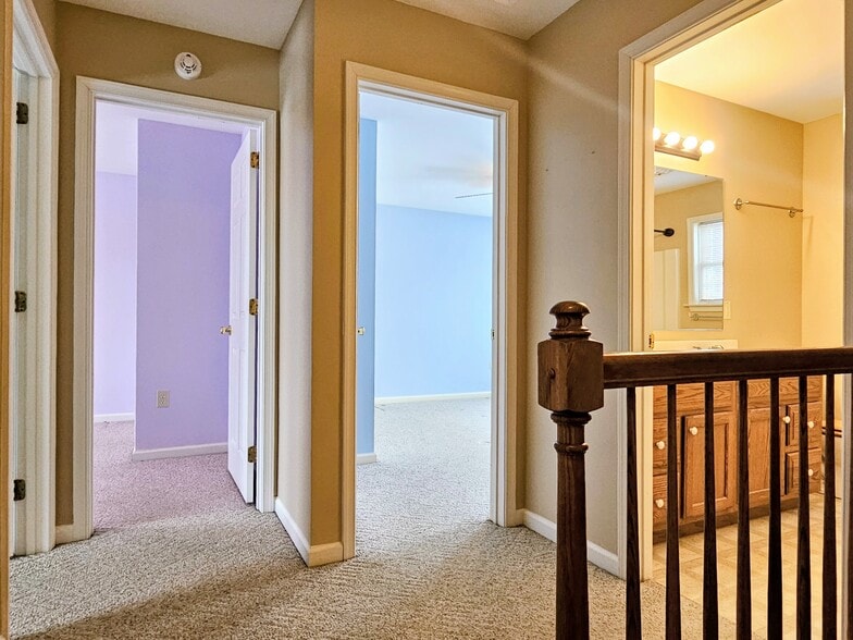 Building Photo - 42 Beverly Dr