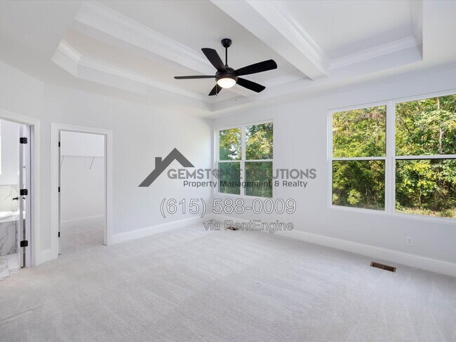 Building Photo - 631 Silva Ln