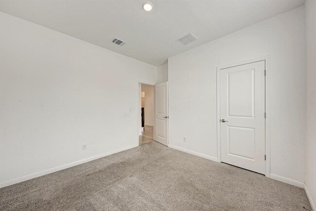 Building Photo - 345 Andesite Trl