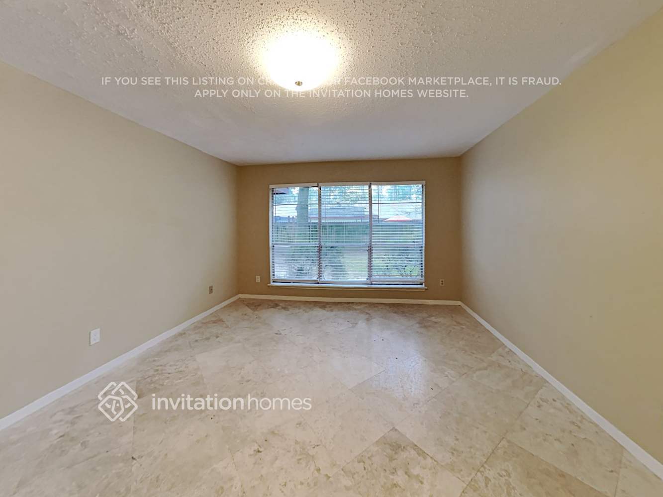 Building Photo - 2022 Willow Point Dr