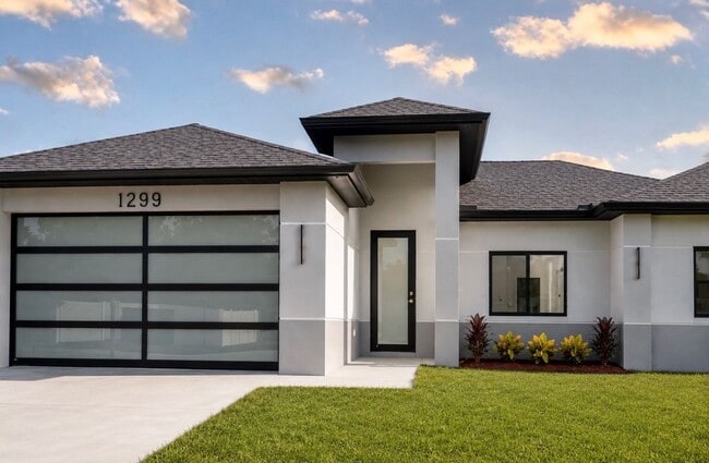 Building Photo - 1299 Barton Ave
