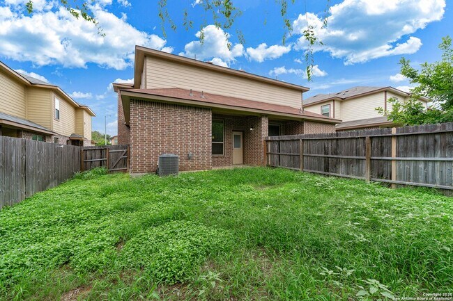 Building Photo - 7106 Faith Wy