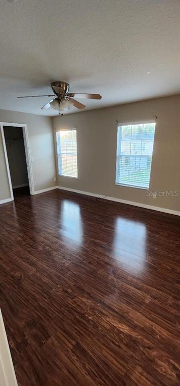 Building Photo - 527 Windrose Dr